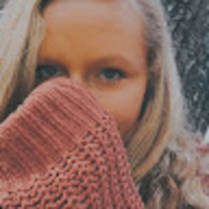 Meet your Posher, Carley